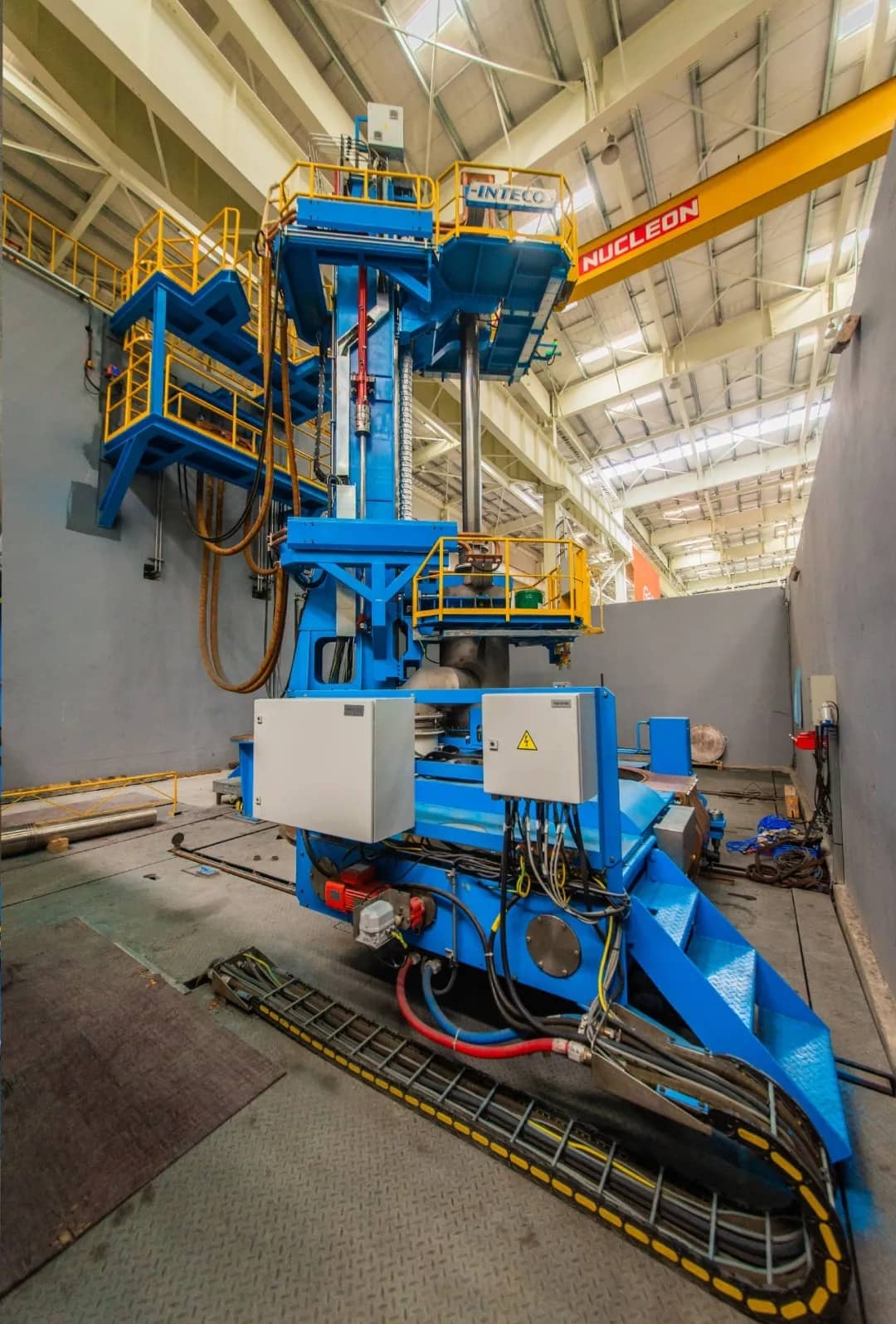 Leading the highquality development of titanium alloy smelting